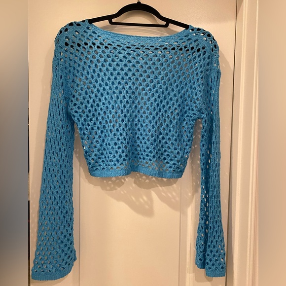 NWOT Amazon Mesh Crochet Crop Top - Picture 2 of 4